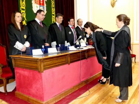 Prieto acompaña al Colegio de Abogados de Cuenca en el Acto de Jura de 27 nuevos letrados y el reconocimiento a 46 abogados por sus 25 años de antigüedad