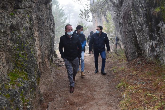 La Diputación ayuda con 18.500 euros al Ayuntamiento de Las Majadas para la reparación del reloj de la torre