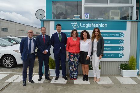El Gobierno regional conoce los proyectos de expansión de la empresa LogisFashion en Castilla-La Mancha