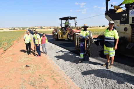 La Diputación está trabajando en la rehabilitación de la CUV-3032 entre Fuente de Pedro Naharro y Torrubia del Campo