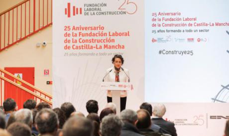 Valerio pide a los jóvenes apostar por la construcción, un sector "con empleo y futuro"