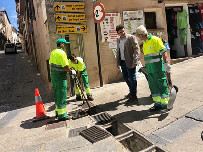 Continúa la limpieza intensiva por distintos espacios de Villa Román e inmediaciones