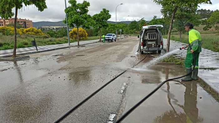 Los bomberos del Parque Municipal tuvieron un total de 10 salidas por las fuertes lluvias del jueves por la noche