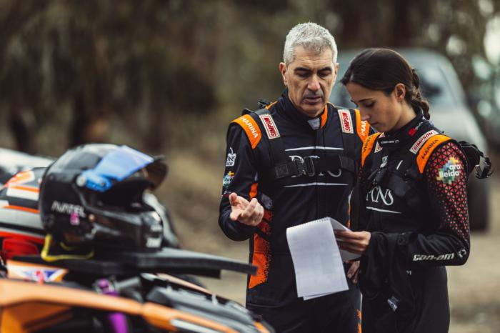 Mónica Plaza y Eduard Pons suman kilómetros y unión en la Baja Portalegre 500