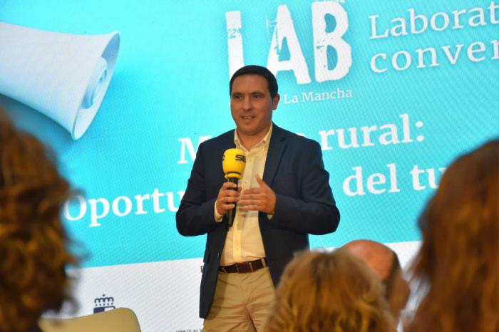 Martínez Chana destaca el crecimiento de más del 90% de las pernoctaciones en turismo rural durante marzo