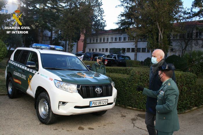 Llegan a la Comandancia de la Guardia Civil ocho nuevos vehículos