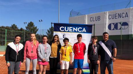 Guillermo Torres y Elena Gómez se hacen con el Campeonato Provincial de Tenis en Edad Escolar en categoría cadete