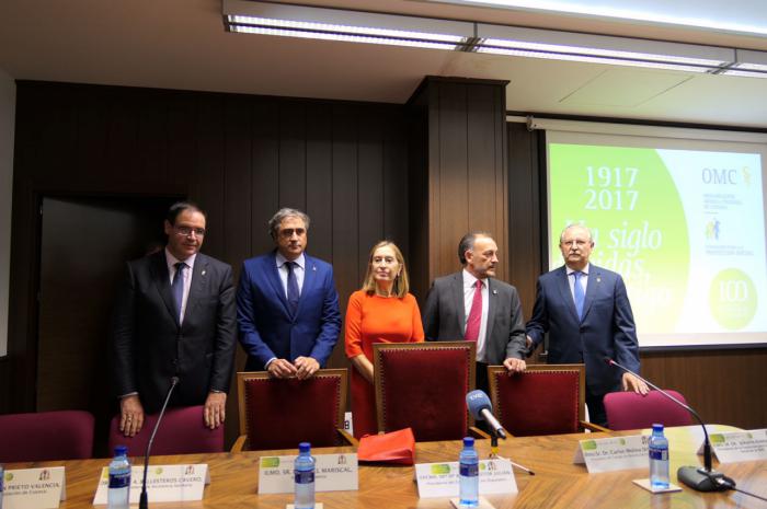 Mariscal elogia, en el centenario de la Fundación de la Organización Médica Colegial, el buen hacer de este colectivo profesional