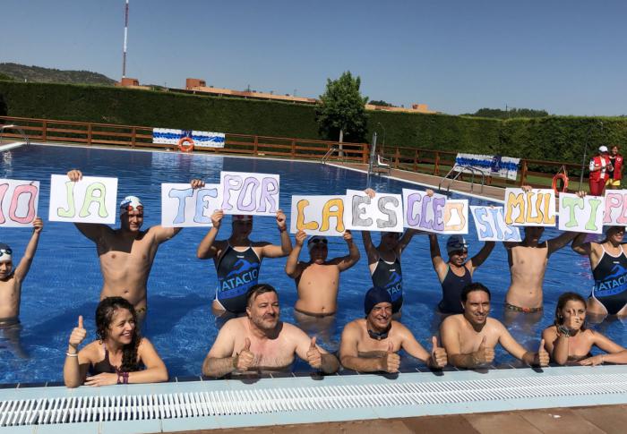 La capital se suma a la iniciativa solidaria ‘Mójate por la Esclerosis Múltiple’