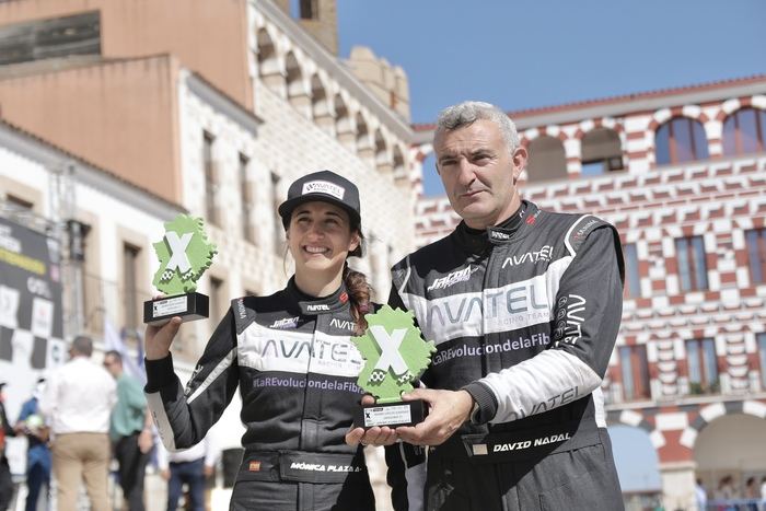 Mónica Plaza, 2ª en T2 en el rally Baja TT Dehesa Extremadura