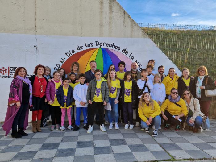 El Consejo Municipal de Infancia y Adolescencia inaugura un mural por los derechos de la niñez en el Día de la Infancia