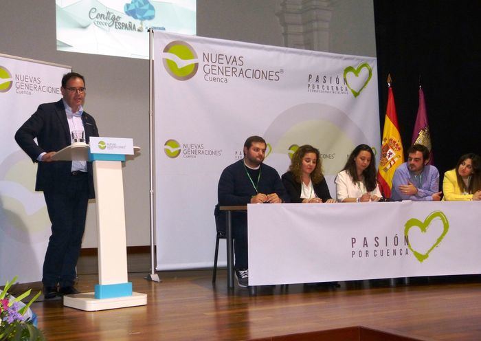 Prieto anima a los jóvenes “a apostar por Cuenca y desarrollar sus proyectos y futuro en nuestra provincia”