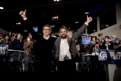 Núñez pone a disposición de Feijóo a todo el PP-CLM desde la “unidad y el compromiso”: “Estás llamado a ser el gran líder que necesita este partido”