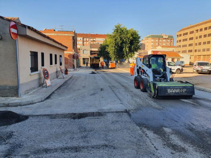 Comienzas las obras de asfaltado y acerado en la zona del Parque Ferial y la barriada de El Congo