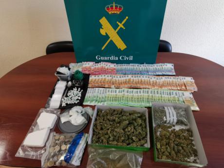 La Guardia Civil desmantela un importante punto de venta de cocaína en Torrijos