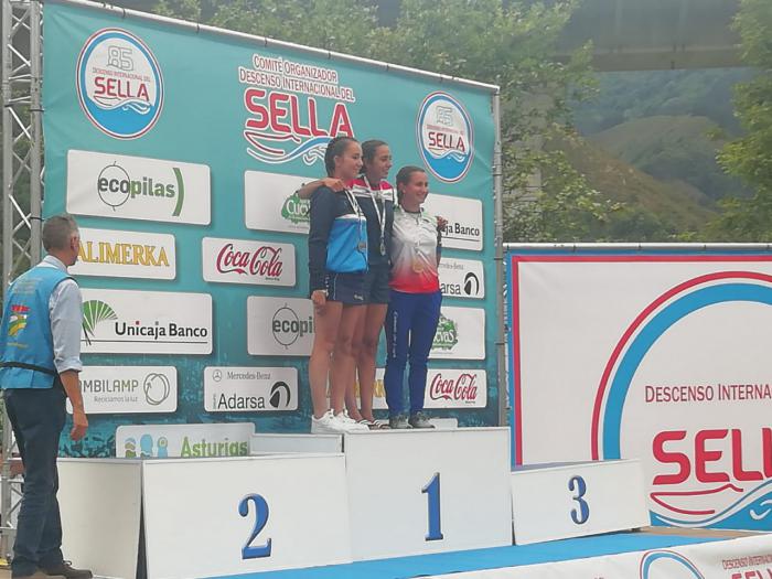 Celia Toledo logra el oro en su categoría por segundo año consecutivo en el Descenso Internacional del Sella