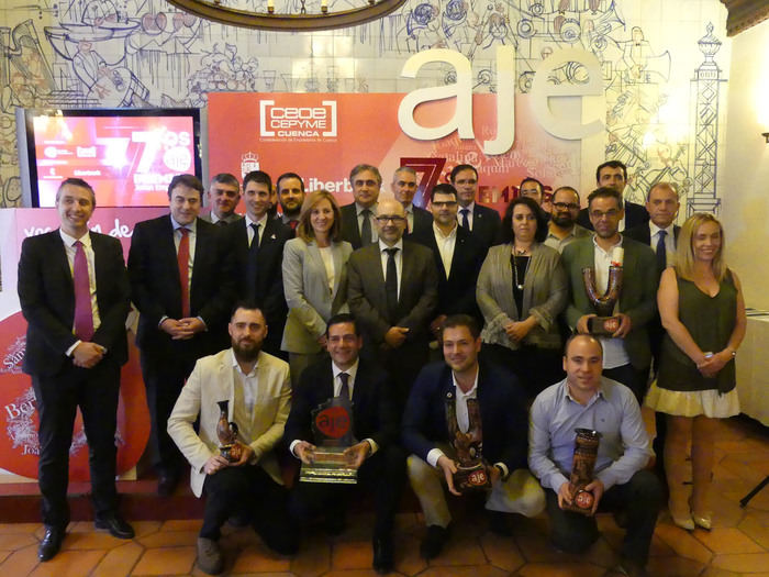 Cuatro hombres y cuatro mujeres, finalistas de los VIII Premios AJE Cuenca