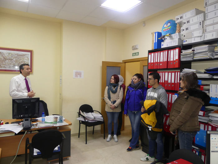 Los alumnos del IES Pedro Mercedes conocen el funcionamiento de CEOE CEPYME Cuenca