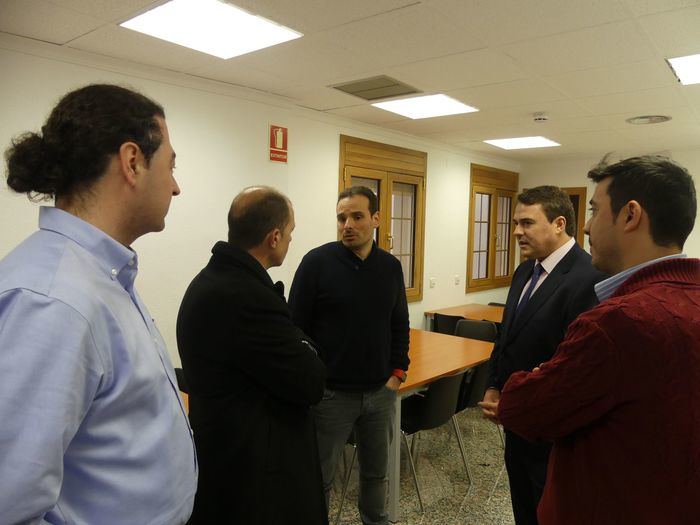 El presidente de CEOE CEPYME visita Serbatic, empresa tecnológica perteneciente a Grupo Vass