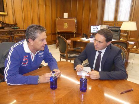 Asociación de Autoescuelas y Diputación muestran su disposición mutua a colaborar para potenciar la seguridad vial en la provincia