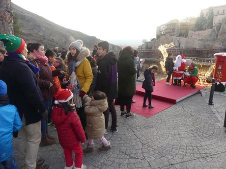 El Parador celebra este martes su tradicional y benéfico ‘Enciende la Navidad’