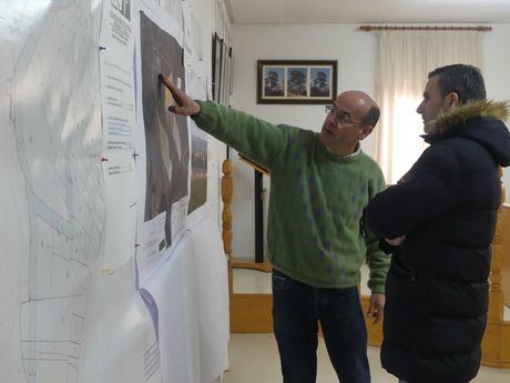 Invierte en Cuenca conversa con el alcalde de Zarzuela sobre los proyectos empresariales del municipio