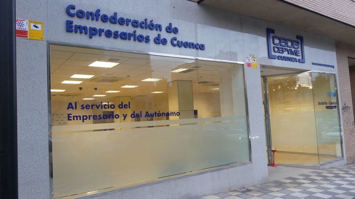 La Confederación de Empresarios indica la concesión de ayudas para la formalización de contratos de relevo