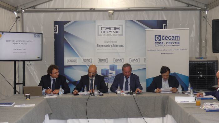 CEOE CEPYME Cuenca comparte el documento de propuestas empresariales de CECAM