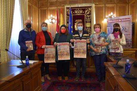 La biblioteca de Iniesta cumple medio siglo de vida con un libro donde plasma la importancia de la cultura en el medio rural