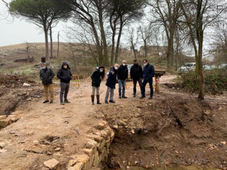 Se invierten 50.000 euros en restaurar el puente romano ‘Los baños’ enclavado en Saelices