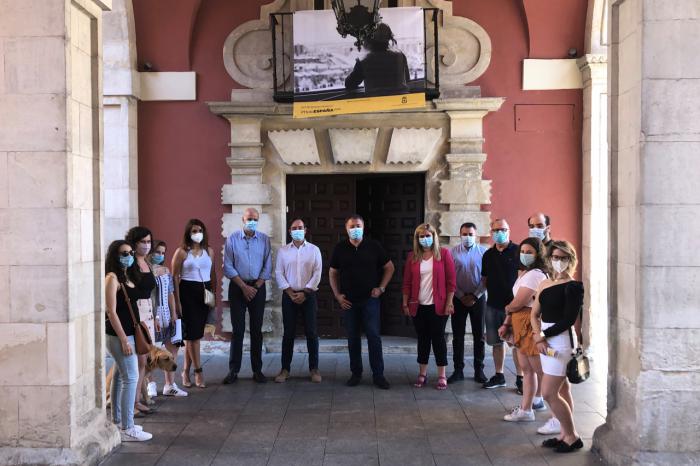 PhotoEspaña recala en Cuenca con 50 imágenes tomadas desde ventanas y balcones durante el confinamiento