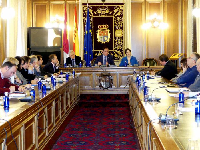 Diputación aprueba por unanimidad la modificación parcial del Acuerdo Marco y el Convenio Colectivo