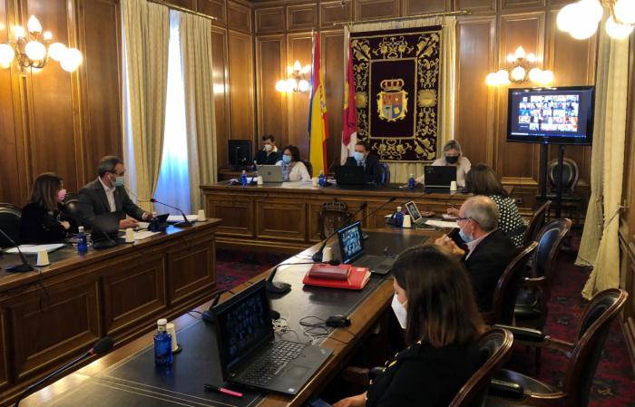El PP acusa a Chana de elegir a Pedro Sánchez, “antes que defender a la provincia de Cuenca y a su ferrocarril”