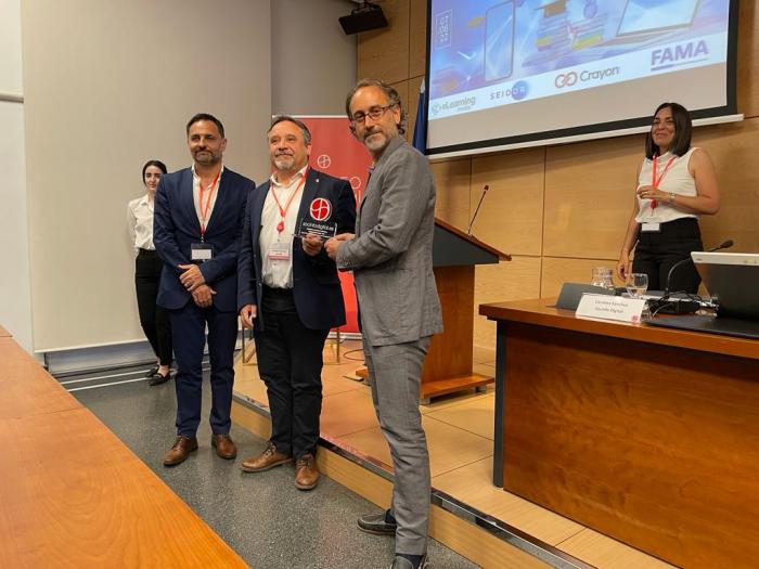 La respuesta de la UCLM al ciberataque recibe un premio Socinfo Digital, que también reconoce la trayectoria del director del Área TIC, Andrés Prado