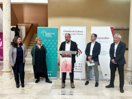 Julián Garde destaca en la presentación de la 2ª edición de ‘Bicifolk’ la aportación de la UCLM al mundo rural a través de la cultura