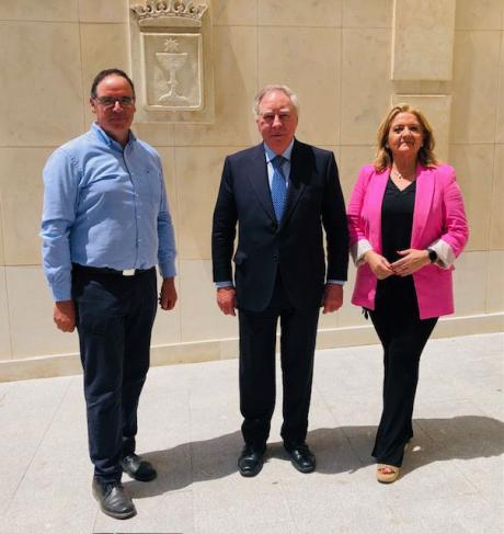 El PP reivindica la figura “esencial” del empresario y aboga por “una menor regulación, que permita avanzar en producción e innovación"