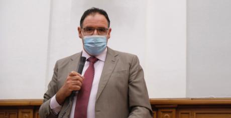 Prieto insiste en que la Junta explique por qué no resuelve la situación del Geacam y recorta los días de la campaña de incendios