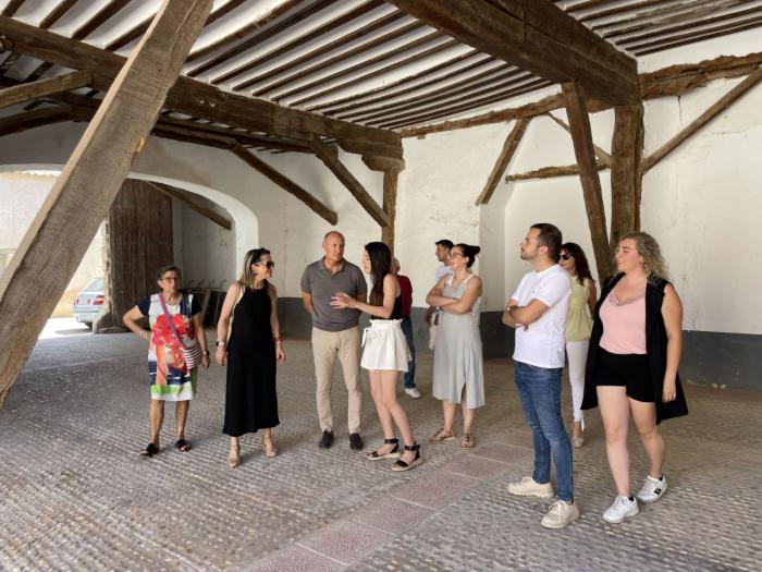 Canales afirma que más de mil jóvenes de la provincia se han beneficiado el Bono Cultural Joven del Gobierno de España