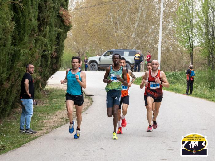 Irene de la Torre y Jesús Ponce triunfan en la XV Carrera Popular Villa de Quintanar del Rey