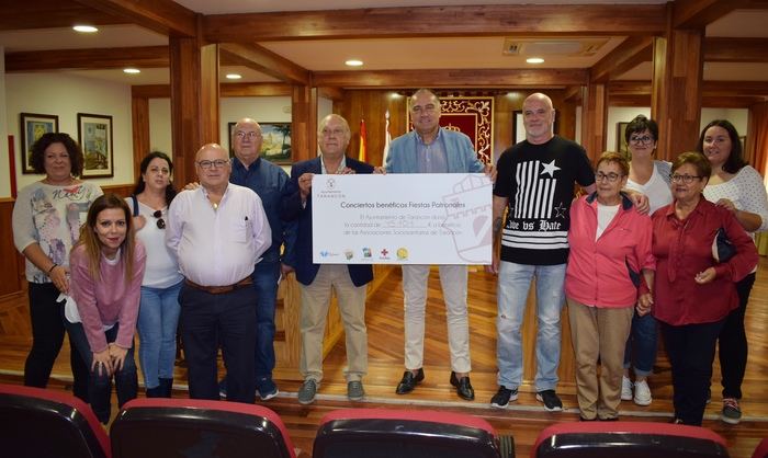 Tarancón entrega más de 45.000 euros a las asociaciones sociosanitarias de la venta de entradas de los conciertos de las fiestas patronales