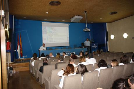 La Red de Expertos en Urgencias de Castilla-La Mancha presenta a los profesionales del Hospital de Cuenca su diagnóstico del Servicio