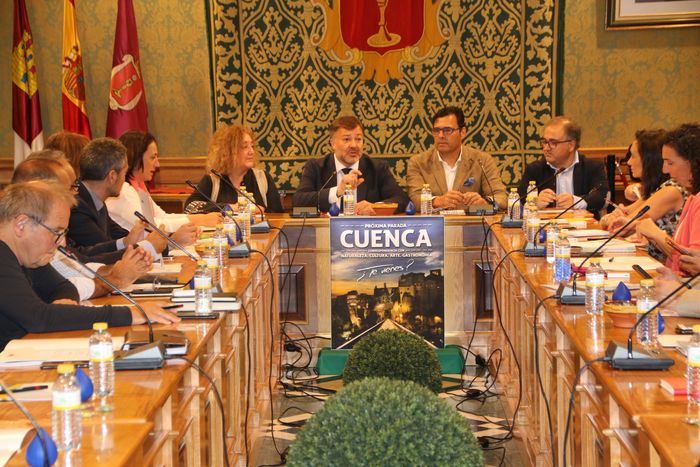 Una treintena de ciudades españolas de la Red de Ciudades AVE se dan cita en Cuenca