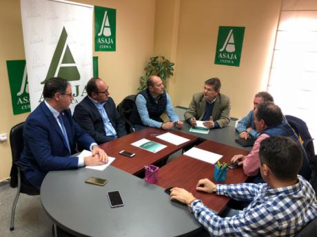 Catalá expone a los agricultores las medidas del PP para potenciar la economía asociada al sector agroalimentario