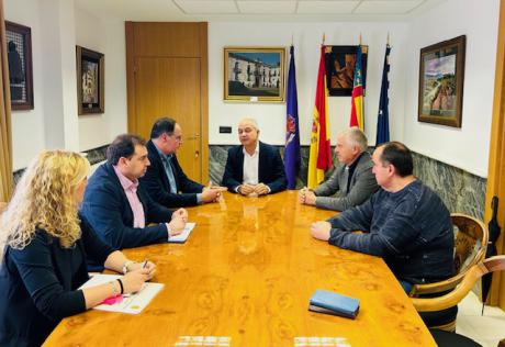 Alcaldes de varias localidades se comprometen a reclamar la reapertura del tren Madrid-Cuenca-Valencia