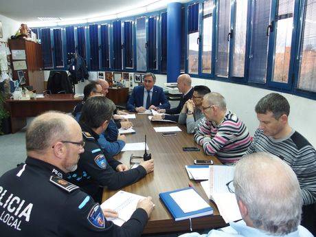 Mariscal se compromete a reforzar y modernizar la Policía con más medios y nuevos servicios