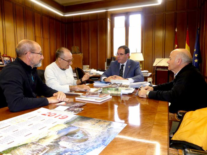 Diputación refuerza su respaldo al VI Concurso Nacional de Mastín Español con su celebración en el recinto de la Hípica