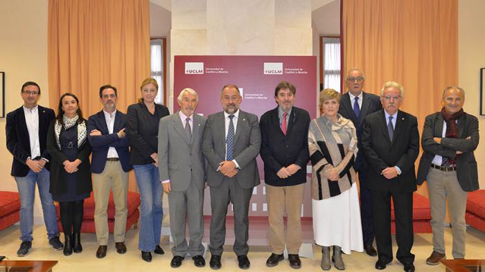 La Fundación General de la UCLM incorpora como nuevos patronos al Instituto Cervantes y a Cruz Roja Castilla-La Mancha