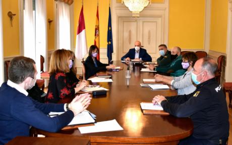 El subdelegado del Gobierno en Cuenca preside la primera reunión de coordinación interinstitucional para el tratamiento de víctimas de violencia de género
