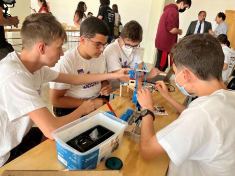 Casi doscientos estudiantes de Secundaria y Bachillerato han participado en la Competición Intercampus de Robótica de la UCLM
