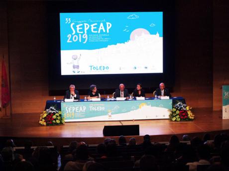 El SESCAM considera primordial, para el trabajo de los pediatras de Atención Primaria, la implicación de las familias en el cuidado de la salud